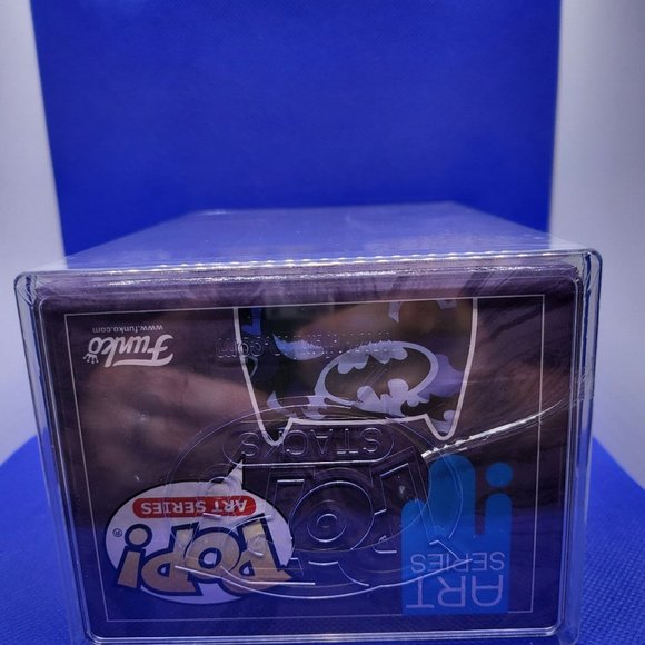 DC Batman (Black & Navy) Art Series Target Exclusive Funko Pop - Picture 5 of 7